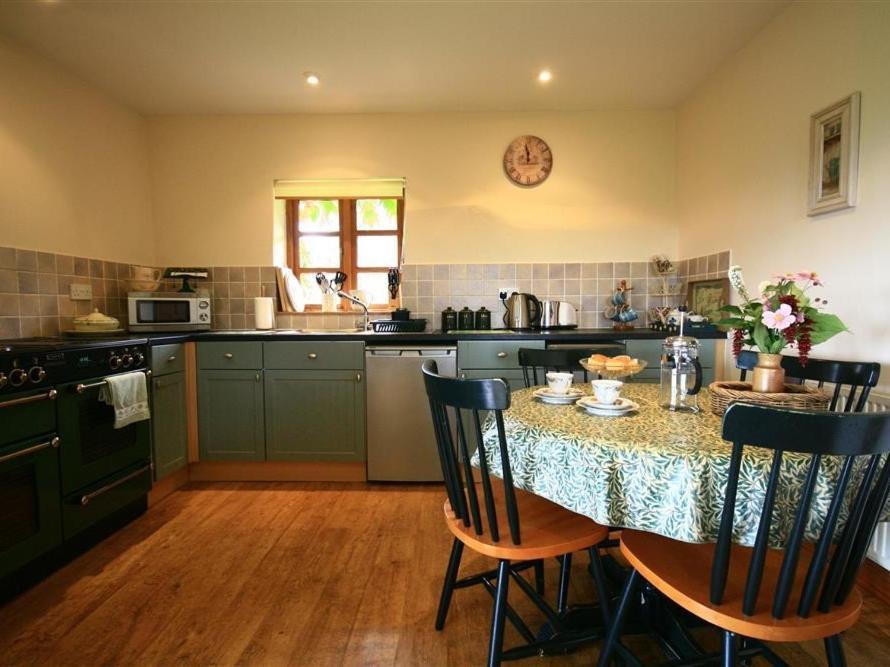 Вилла The Piggery Woolaston Экстерьер фото